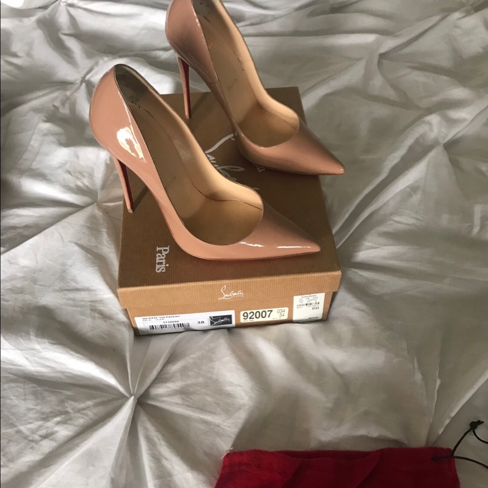 Christian Louboutin So Kate 120 Patent Nude
